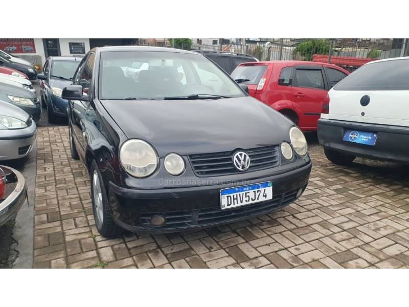 VOLKSWAGEN - POLO - 2003/2003 - Preta - R$ 24.900,00