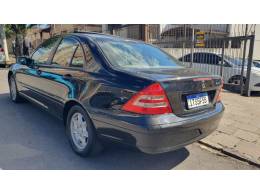 MERCEDES-BENZ - C 180 - 2000/2001 - Preta - R$ 39.999,00