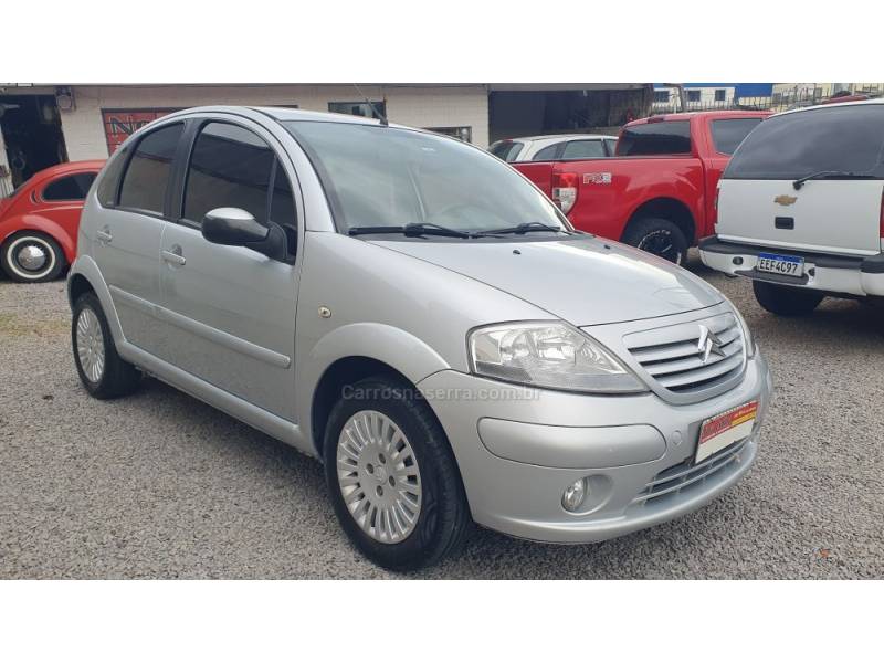 CITROËN - C3 - 2007/2008 - Prata - R$ 24.999,00