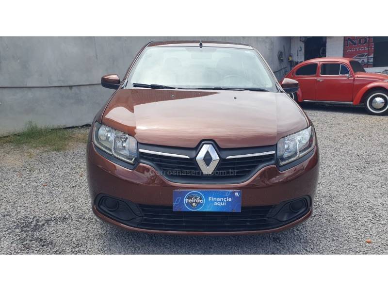 RENAULT - LOGAN - 2013/2014 - Marrom - R$ 34.999,00