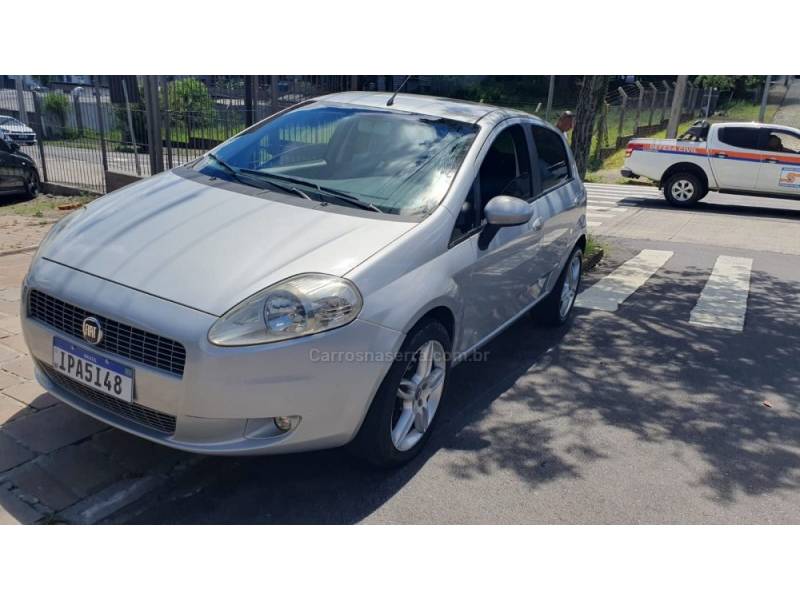 FIAT - PUNTO - 2008/2008 - Prata - R$ 31.999,00