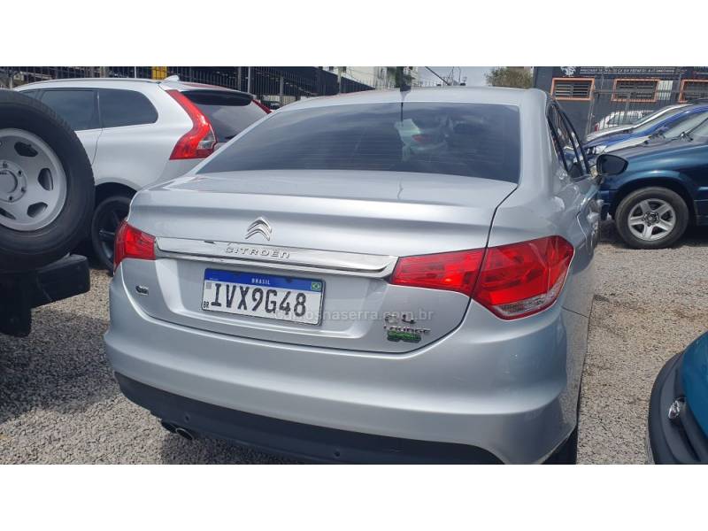 CITROËN - C4 LOUNGE - 2014/2015 - Prata - R$ 49.999,00