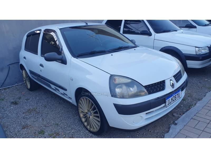 RENAULT - CLIO - 2004/2005 - Branca - Sob Consulta