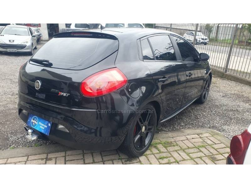 FIAT - BRAVO - 2012/2012 - Preta - R$ 47.999,00