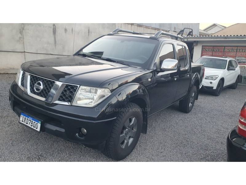 NISSAN - FRONTIER - 2009/2009 - Preta - R$ 79.999,00