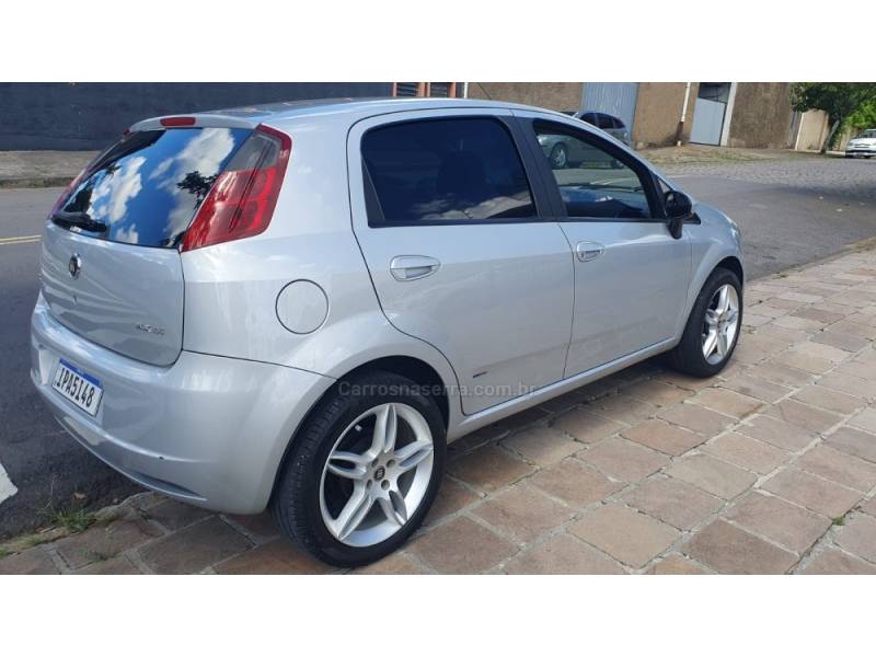 FIAT - PUNTO - 2008/2008 - Prata - R$ 31.999,00