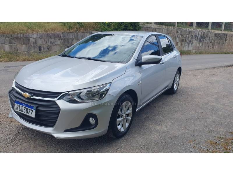 CHEVROLET - ONIX - 2020/2020 - Prata - R$ 69.999,00