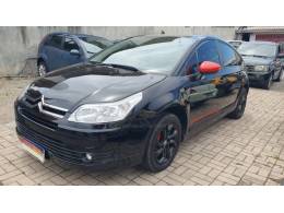 CITROËN - C4 - 2013/2014 - Preta - R$ 38.999,00