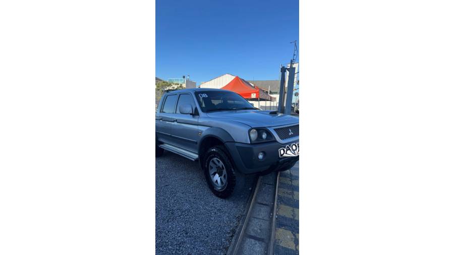 MITSUBISHI - L200 - 2007/2008 - Cinza - R$ 59.999,00