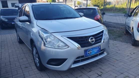 NISSAN - VERSA - 2019/2019 - Prata - R$ 49.999,00