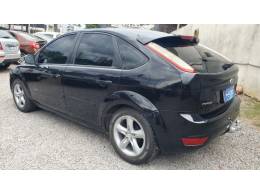 FORD - FOCUS - 2011/2012 - Preta - R$ 39.999,00