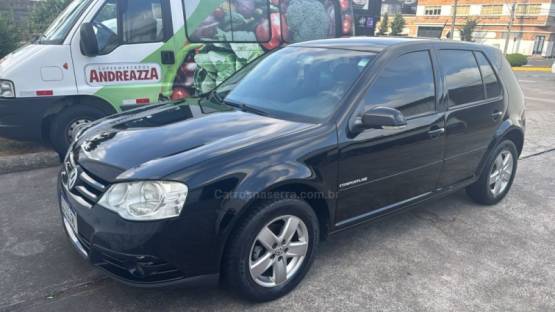 VOLKSWAGEN - GOLF - 2009/2010 - Preta - R$ 49.999,00