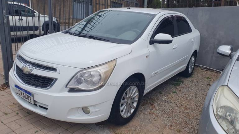 CHEVROLET - COBALT - 2012/2012 - Branca - R$ 39.999,00