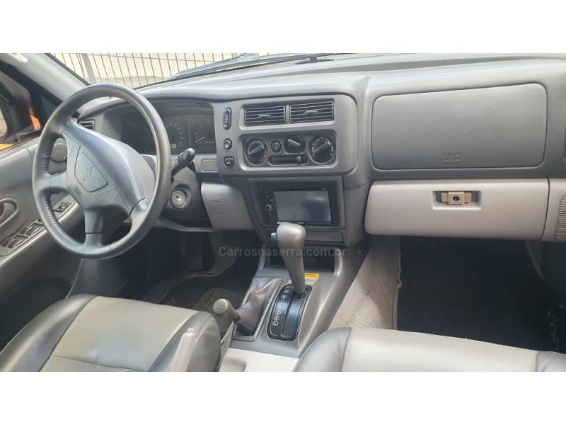 MITSUBISHI - PAJERO - 2000/2001 - Azul - R$ 49.999,00