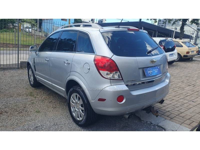 CHEVROLET - CAPTIVA - 2010/2010 - Cinza - R$ 40.900,00