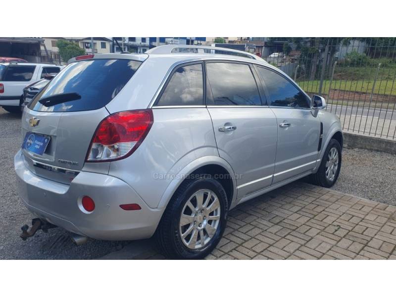 CHEVROLET - CAPTIVA - 2010/2010 - Cinza - R$ 40.900,00