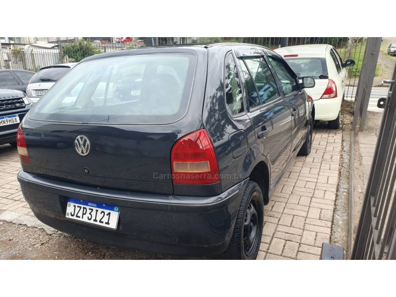 VOLKSWAGEN - GOL - 2003/2004 - Cinza - R$ 15.999,00