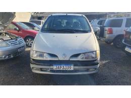 RENAULT - SCÉNIC - 2000/2001 - Prata - R$ 10.999,00