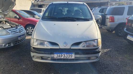 RENAULT - SCÉNIC - 2000/2001 - Prata - R$ 10.999,00