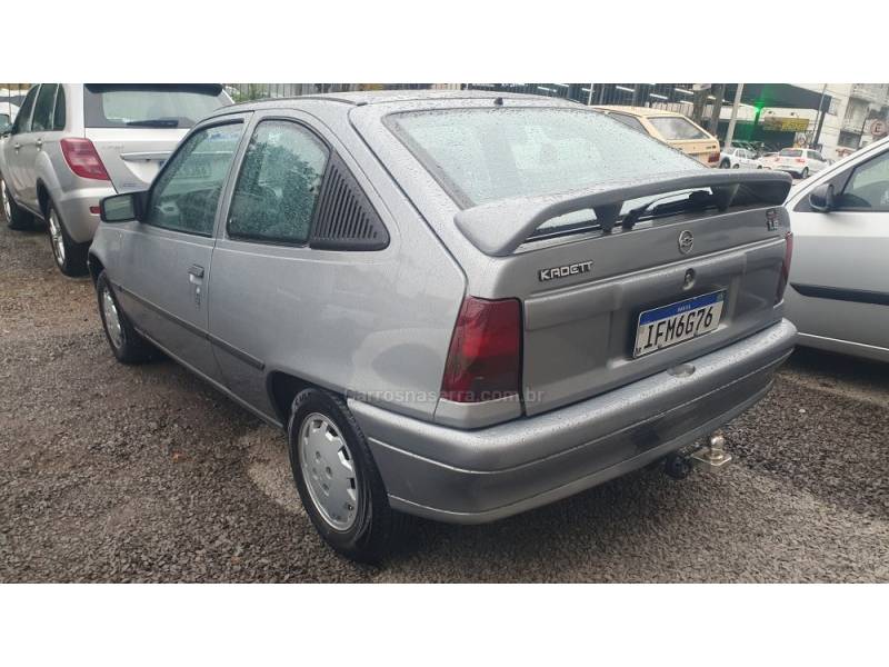 CHEVROLET - KADETT - 1996/1997 - Prata - R$ 15.990,00