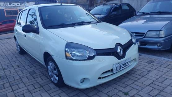 RENAULT - CLIO - 2013/2014 - Branca - R$ 31.900,00