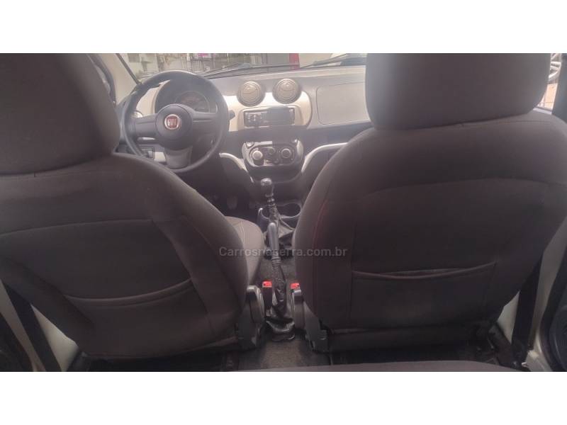 FIAT - UNO - 2011/2012 - Branca - R$ 29.999,00