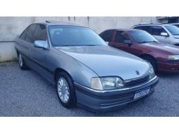 CHEVROLET - OMEGA - 1996/1997 - Prata - R$ 35.990,00