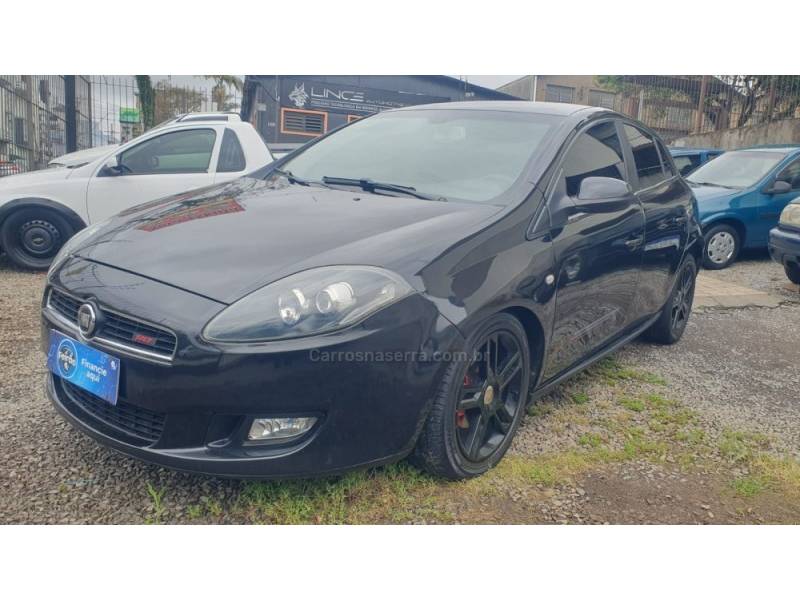 FIAT - BRAVO - 2012/2012 - Preta - R$ 47.999,00