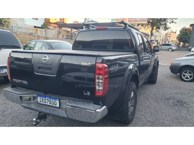 NISSAN - FRONTIER - 2009/2009 - Preta - R$ 79.999,00
