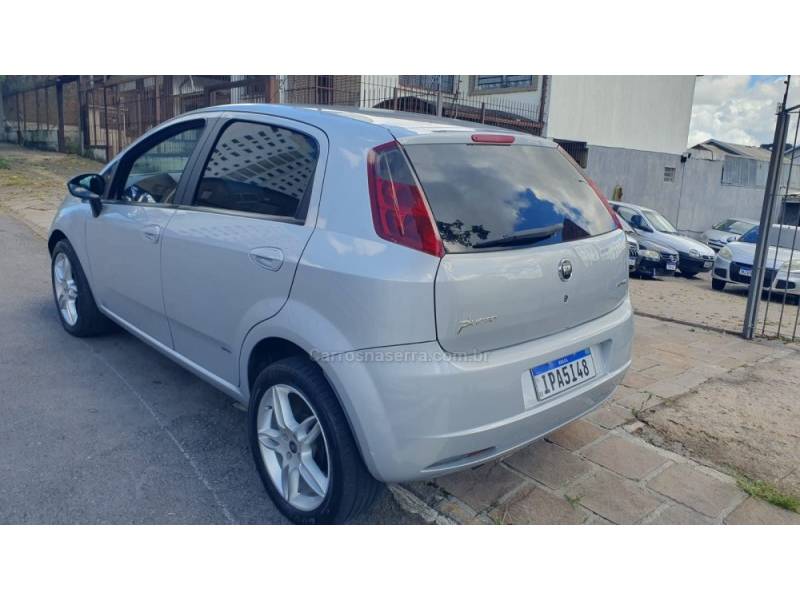 FIAT - PUNTO - 2008/2008 - Prata - R$ 31.999,00