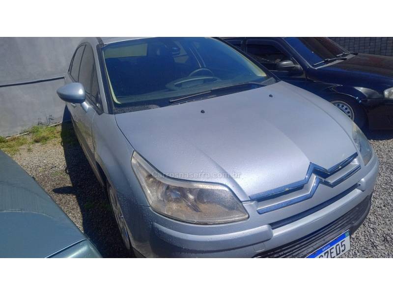 CITROËN - C4 - 2012/2012 - Prata - R$ 27.999,00
