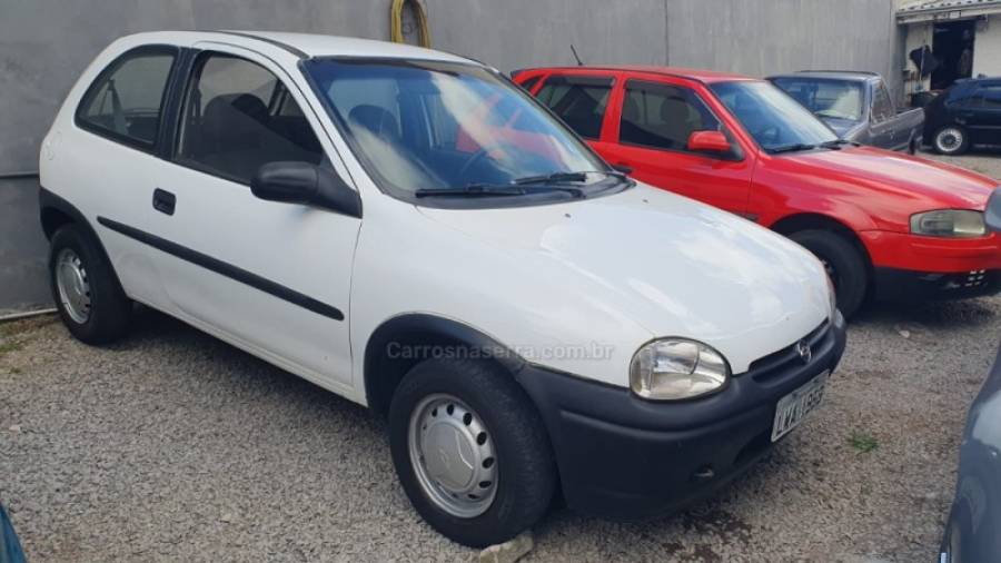 CHEVROLET - CORSA - 1999/1999 - Branca - R$ 10.999,00
