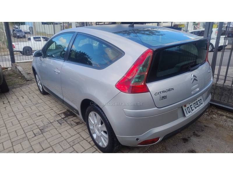 CITROËN - C4 - 2007/2007 - Prata - R$ 27.999,00