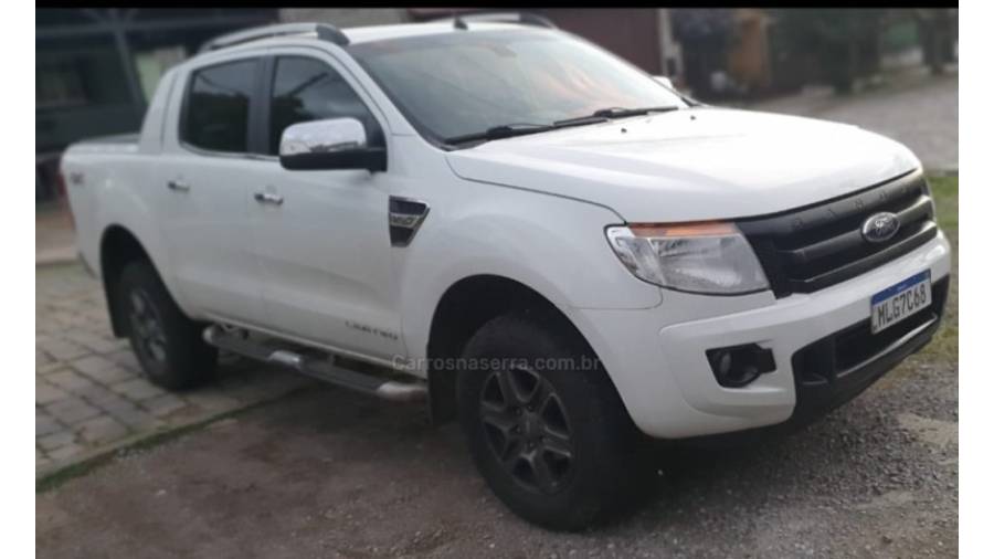 FORD - RANGER - 2014/2014 - Branca - R$ 114.999,00
